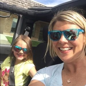 Meet your Posher, Kim